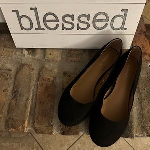 Lane Bryant 11W Black Round Toe Flats